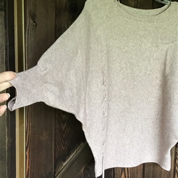 NWT Montanaco L Taupe Knit top Dolman sleeve Lace up detail - Picture 2 of 4